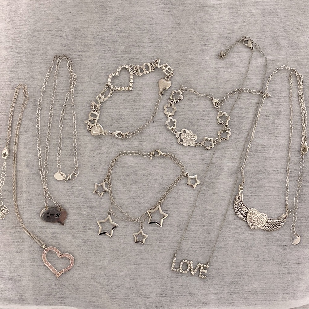Lot: Silver Bracelets & Necklaces